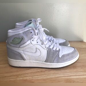 Jordan 1 Retro High GS “White Metallic Silver “ Big Kids Size: US 5Y EUR 37.5